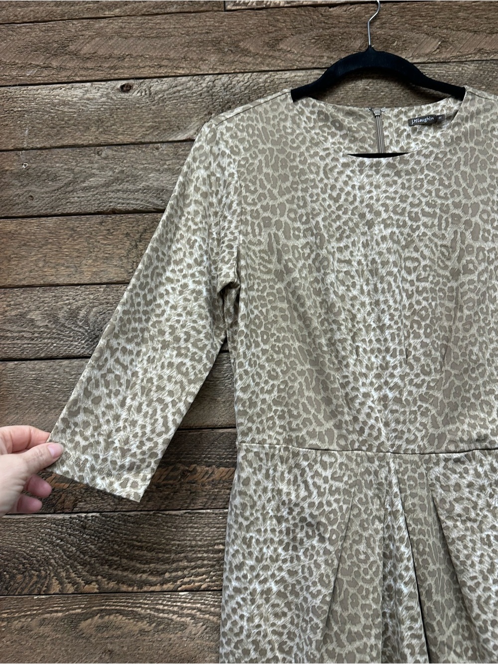 J. McLaughlin Taupe & Cream Neutral Leopard Fit-and-Flare Midi Dress - Picture 4 of 5